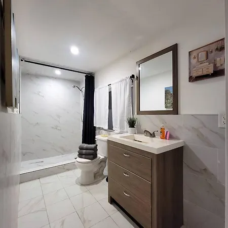 Private Guest Suite 5 Minutes To Rodeo Drive Los Angeles Exterior photo