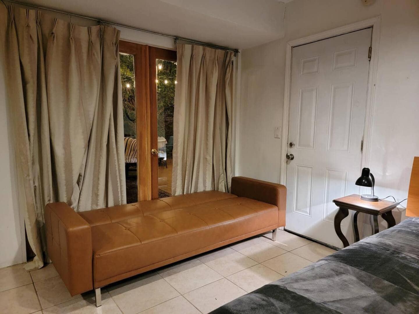 Private Guest 5 Minutes To Rodeo Drive Apartamento *